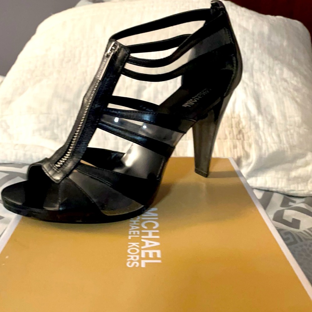 Michael Michael kors shoes 9.5